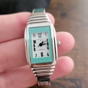 Vintage Watches Vellaccio Green Enamel Dial Quartz Ladies Watch Japan Movt